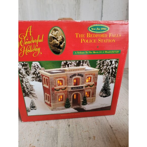 A wonderful Life Bedford falls Police station Vintage village accessory xmas - Picture 7 of 7